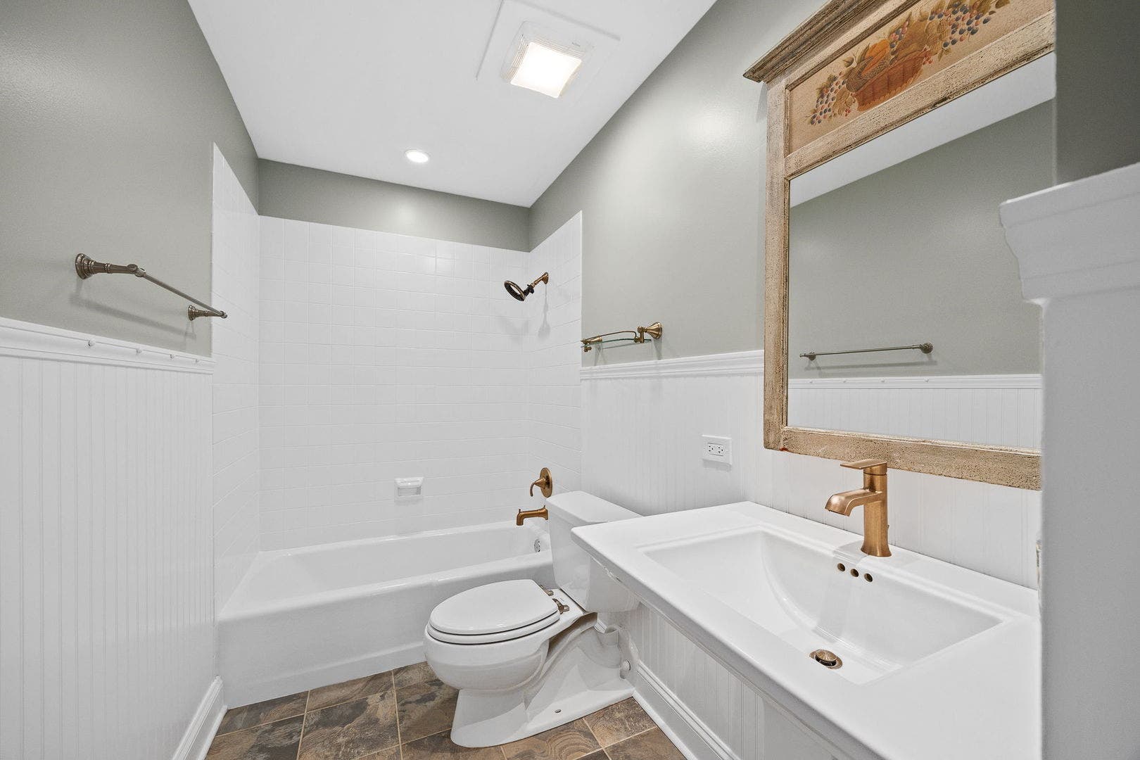 6585 Main Street, #201, Downers Grove, IL 60516 6585 Main Street, #201, Downers Grove, IL 60516