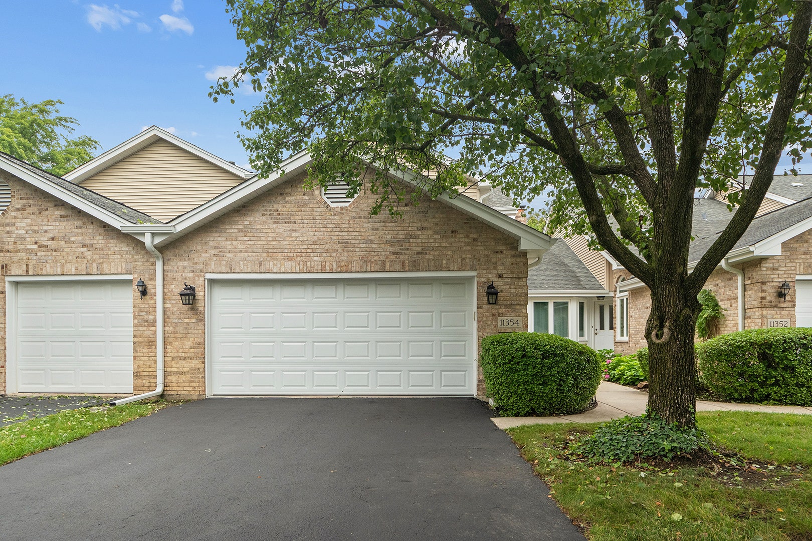 11354 Lakebrook Court, Orland Park, IL 60467 11354 Lakebrook Court, Orland Park, IL 60467