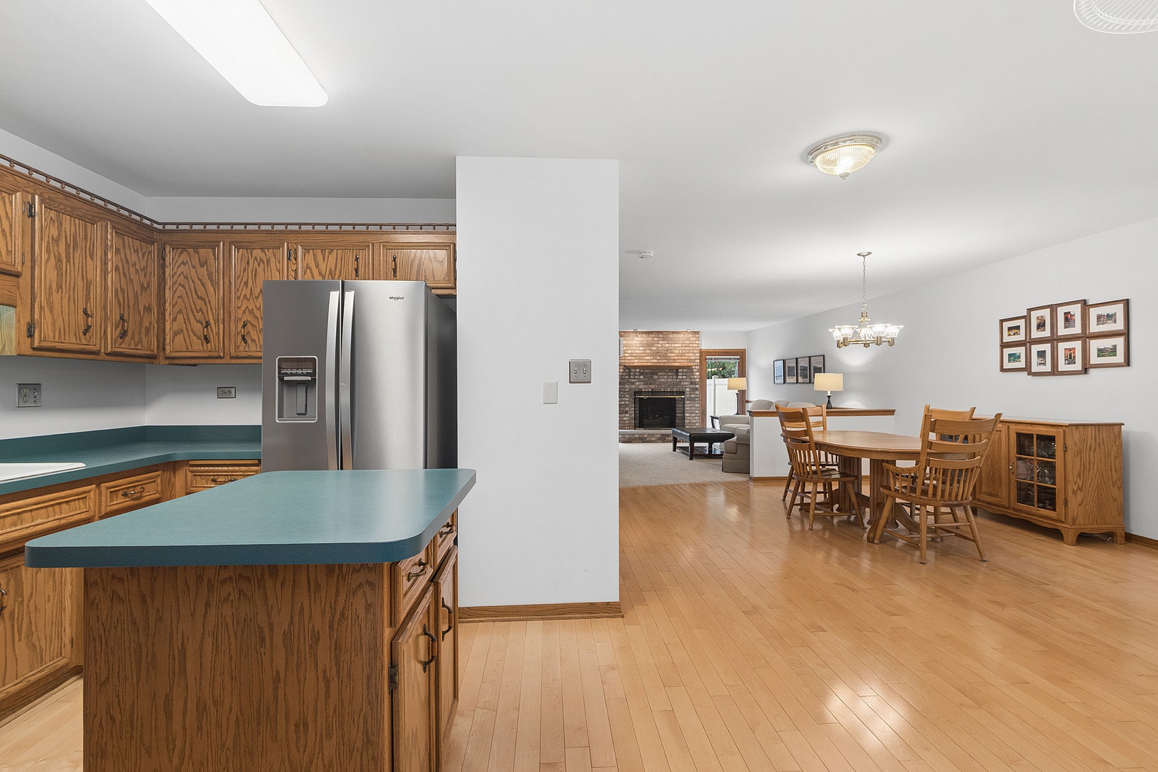 11354 Lakebrook Court, Orland Park, IL 60467 11354 Lakebrook Court, Orland Park, IL 60467