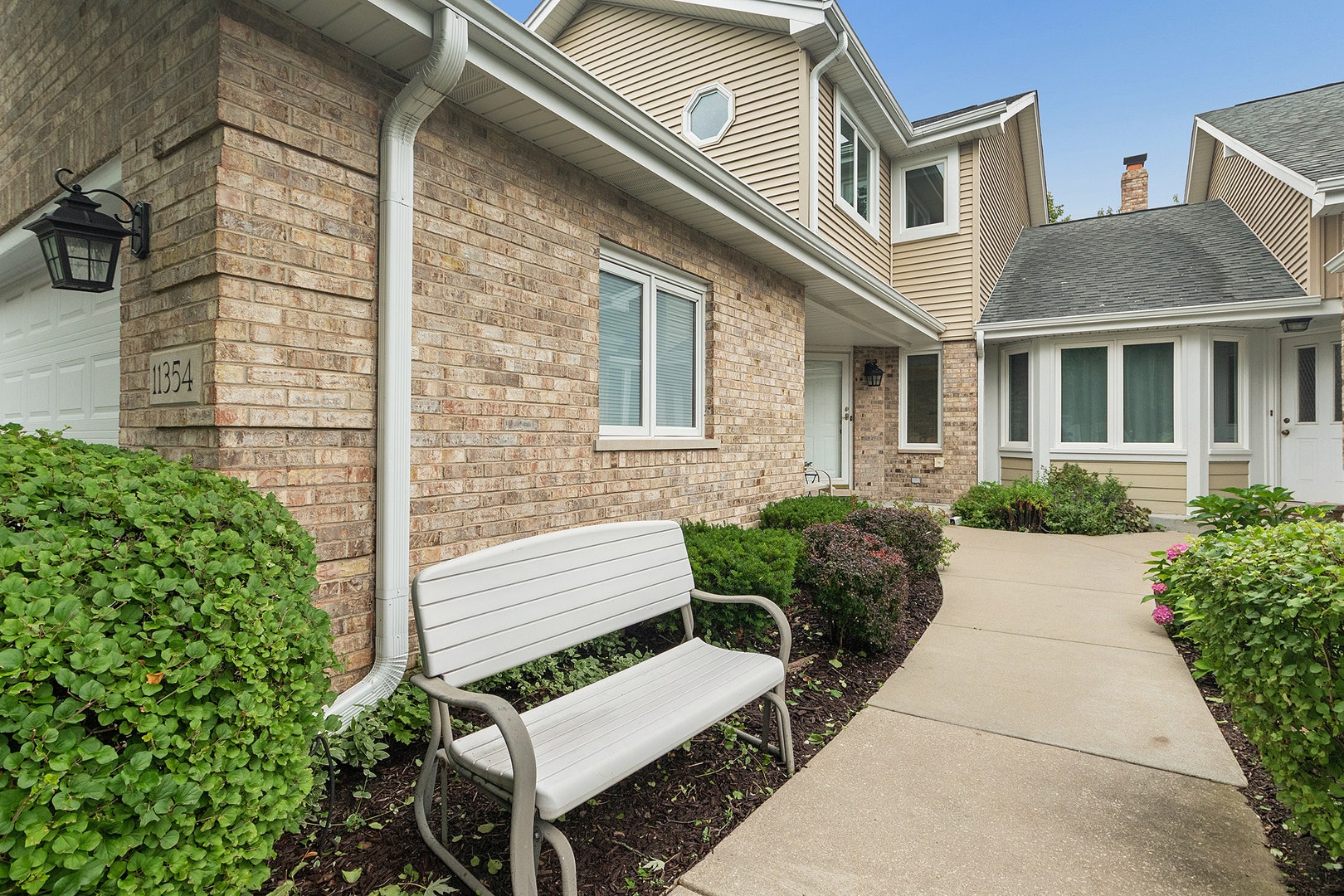 11354 Lakebrook Court, Orland Park, IL 60467 11354 Lakebrook Court, Orland Park, IL 60467