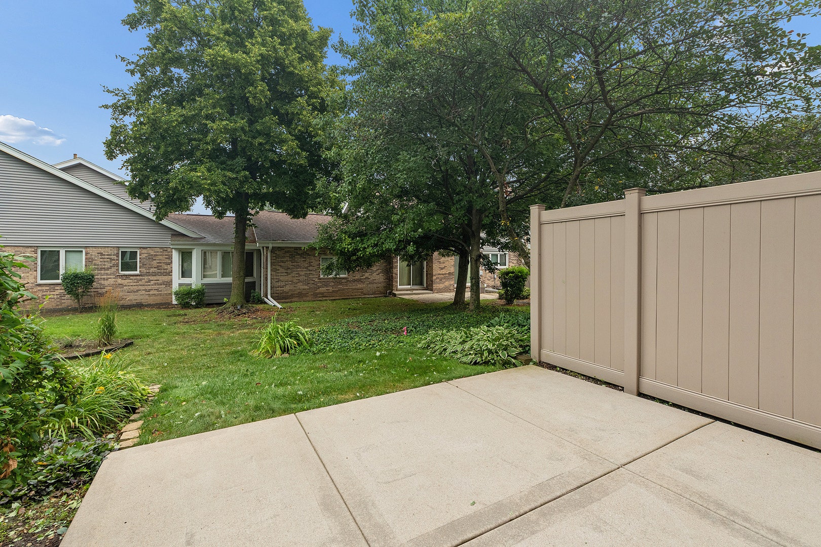 11354 Lakebrook Court, Orland Park, IL 60467 11354 Lakebrook Court, Orland Park, IL 60467