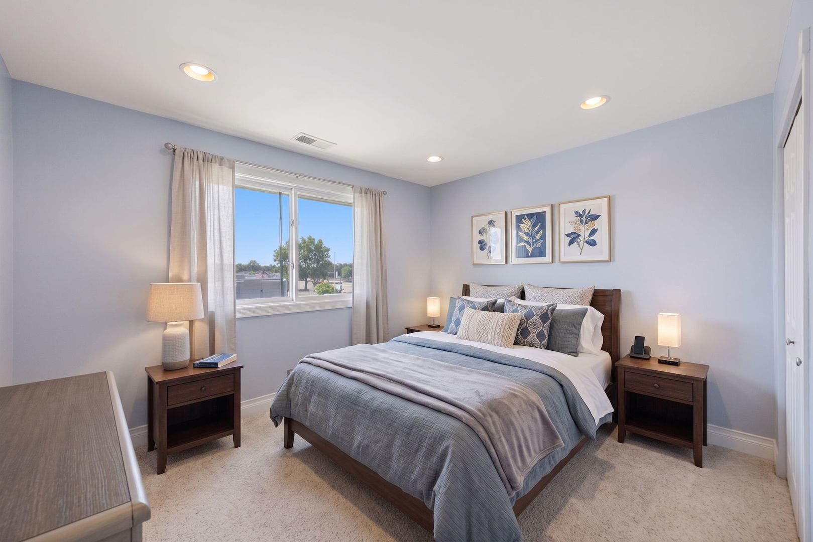 VIRTUALLY STAGED 2nd Bedroom.