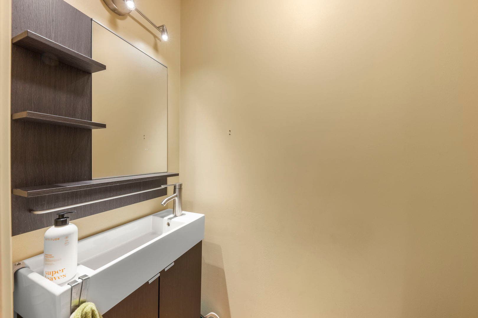 5616 AUBREY Terrace, Downers Grove, IL 60516 5616 AUBREY Terrace, Downers Grove, IL 60516