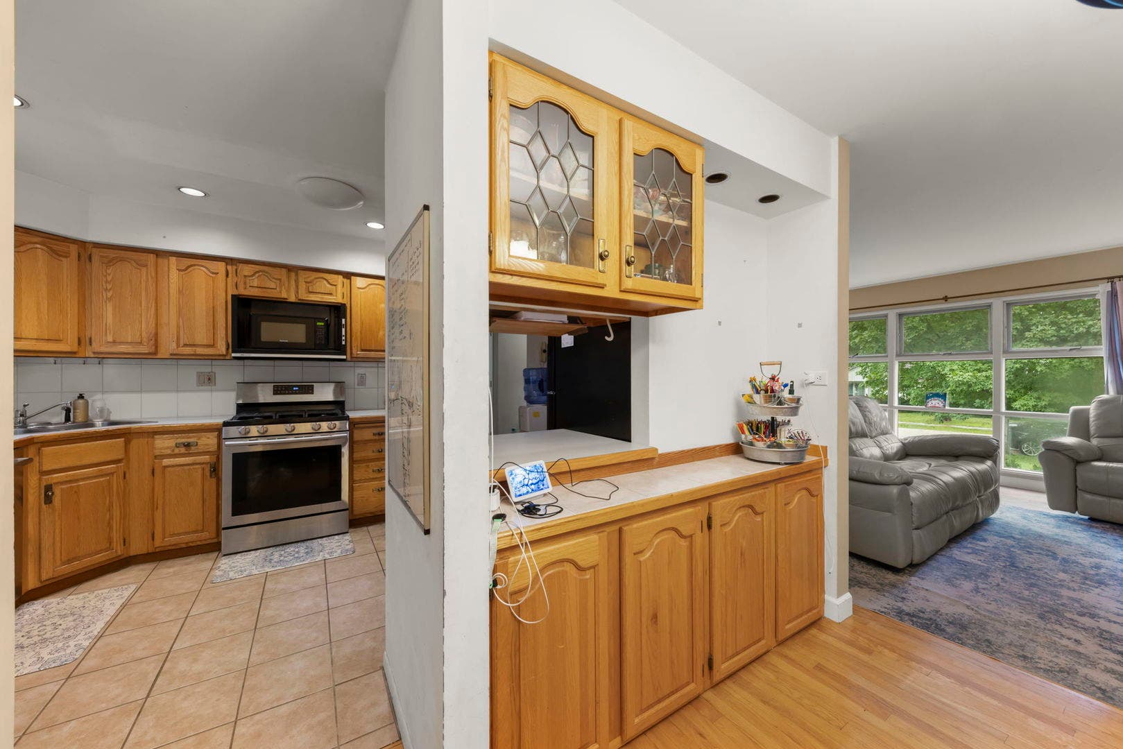 5616 AUBREY Terrace, Downers Grove, IL 60516 5616 AUBREY Terrace, Downers Grove, IL 60516