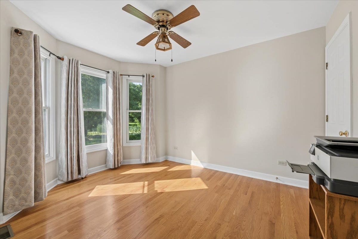 41W610 Silvana Drive, Elgin, IL 60124 41W610 Silvana Drive, Elgin, IL 60124