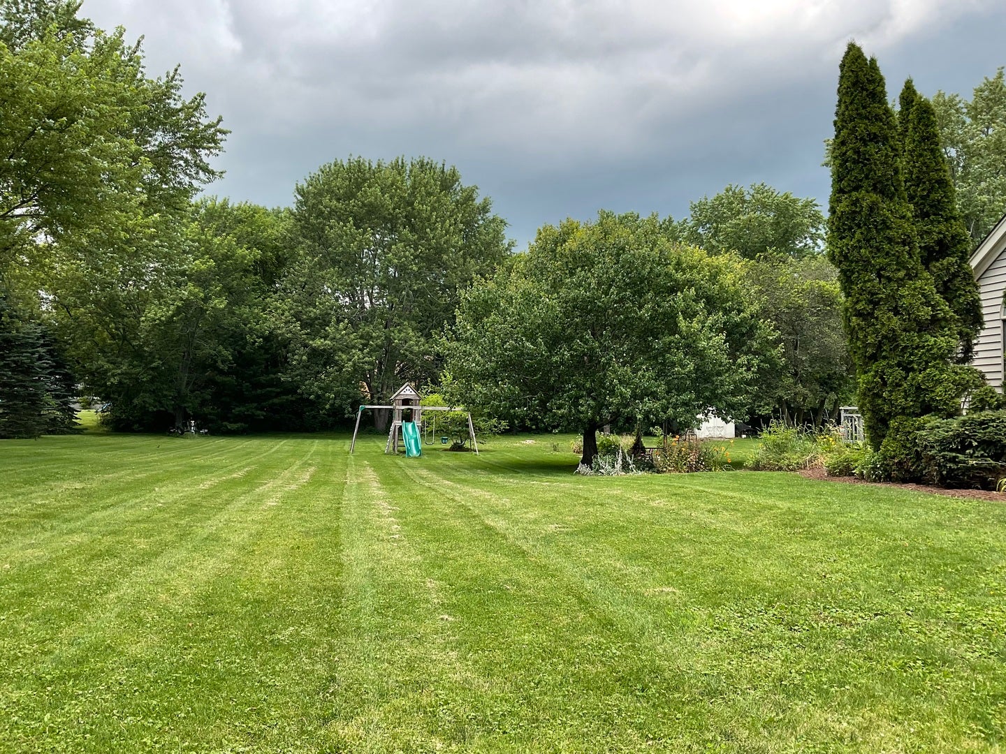 41W610 Silvana Drive, Elgin, IL 60124 41W610 Silvana Drive, Elgin, IL 60124