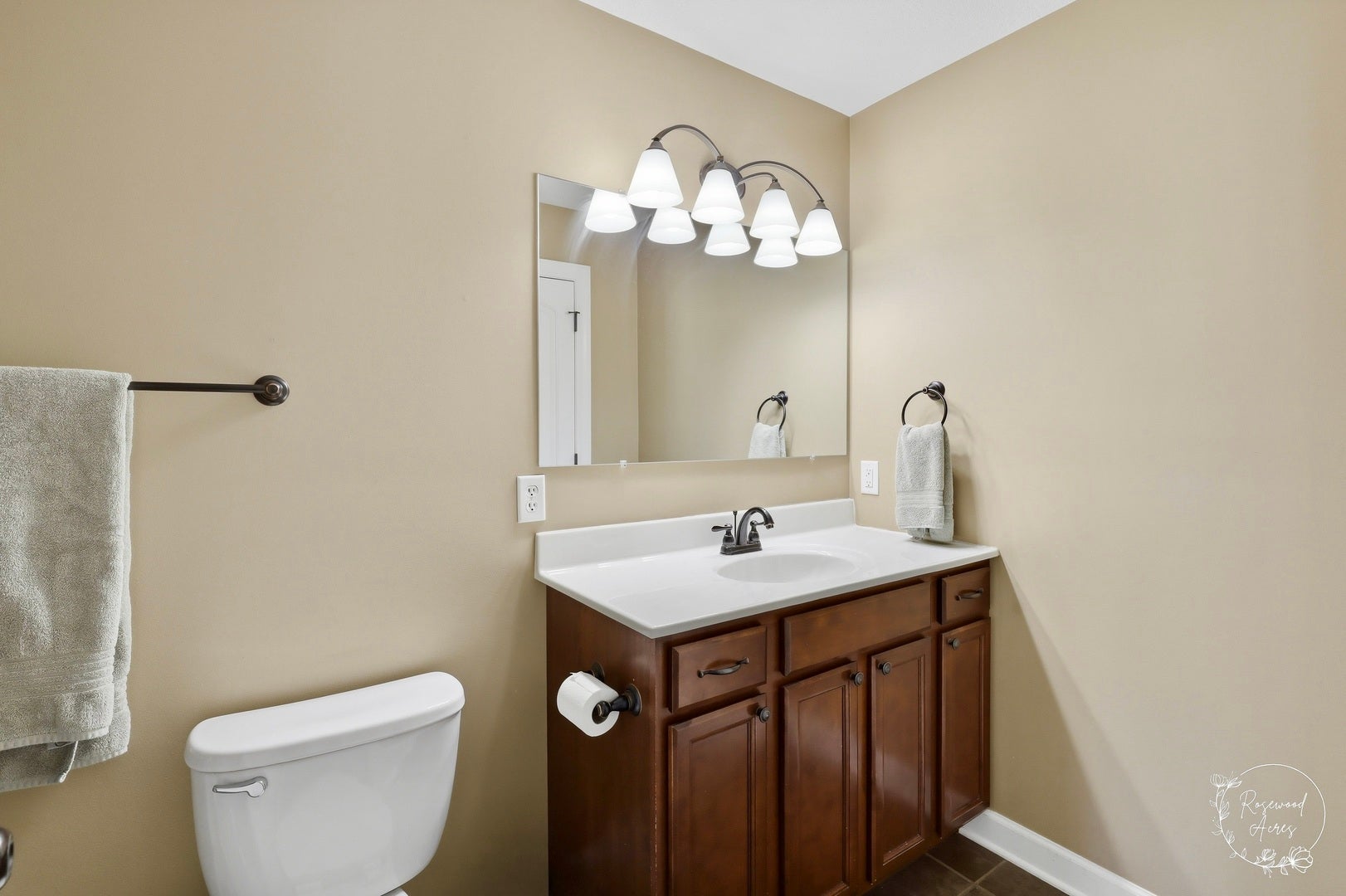 645 School Drive, Bourbonnais, IL 60914 645 School Drive, Bourbonnais, IL 60914