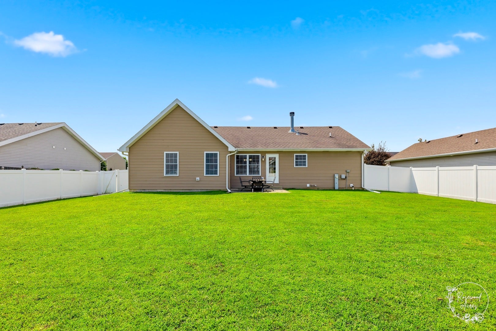645 School Drive, Bourbonnais, IL 60914 645 School Drive, Bourbonnais, IL 60914