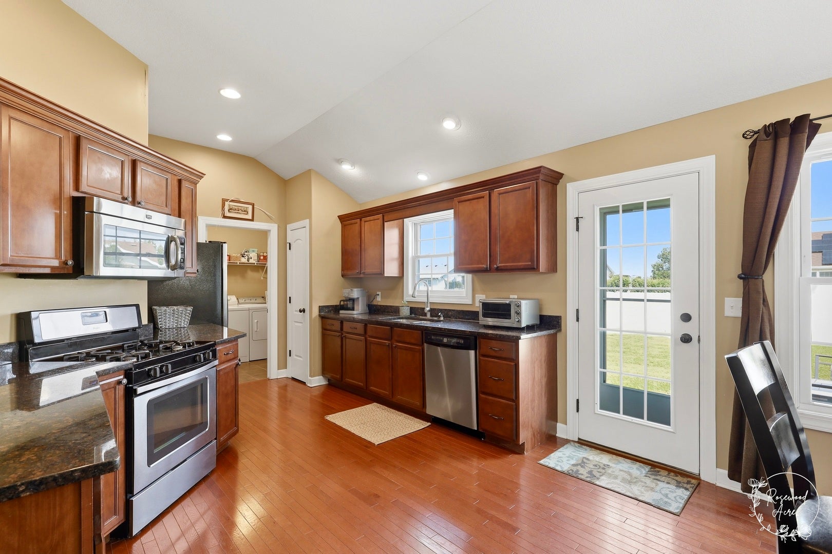 645 School Drive, Bourbonnais, IL 60914 645 School Drive, Bourbonnais, IL 60914