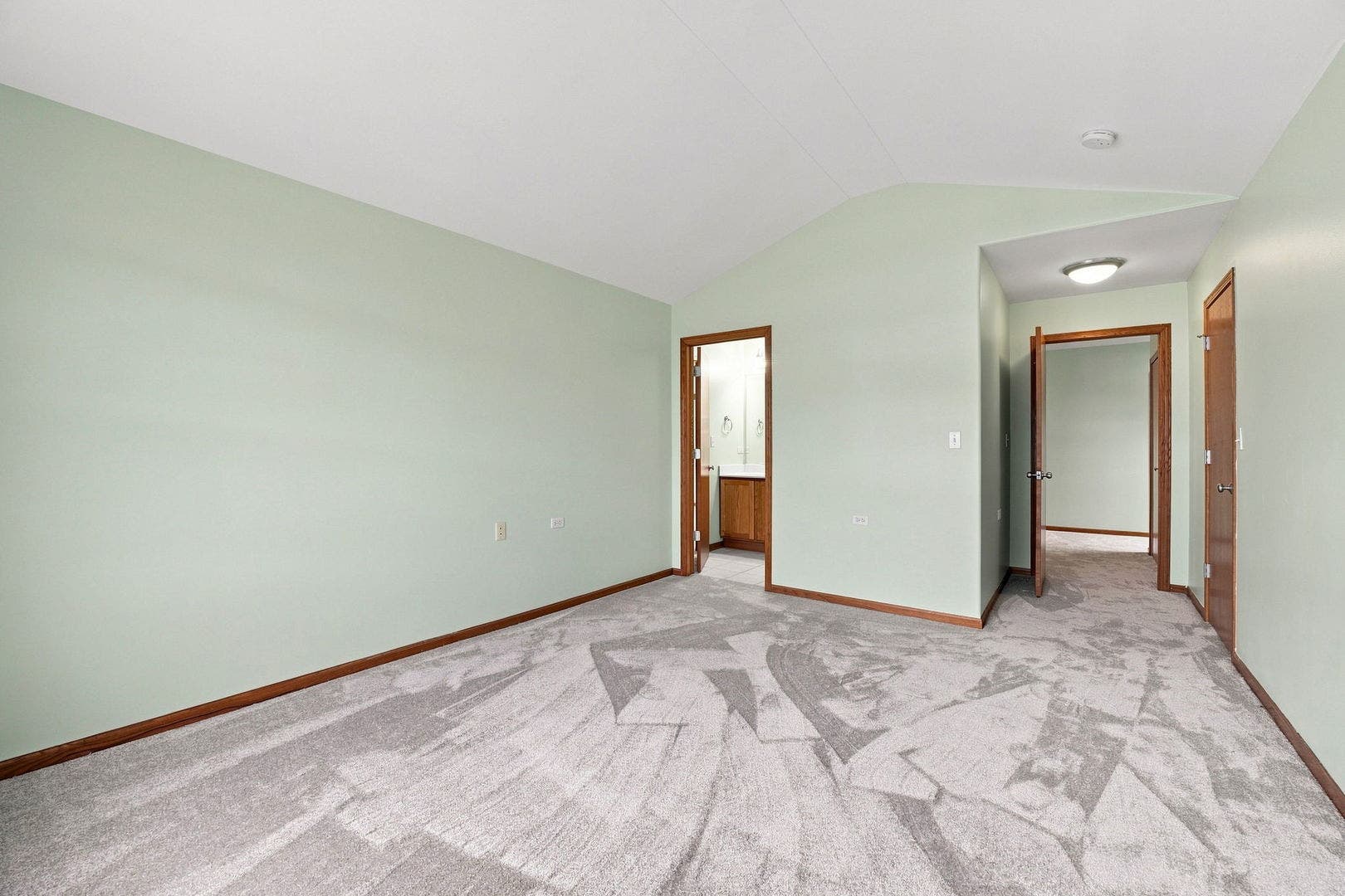 1800 Waters Edge Drive, Minooka, IL 60447 1800 Waters Edge Drive, Minooka, IL 60447