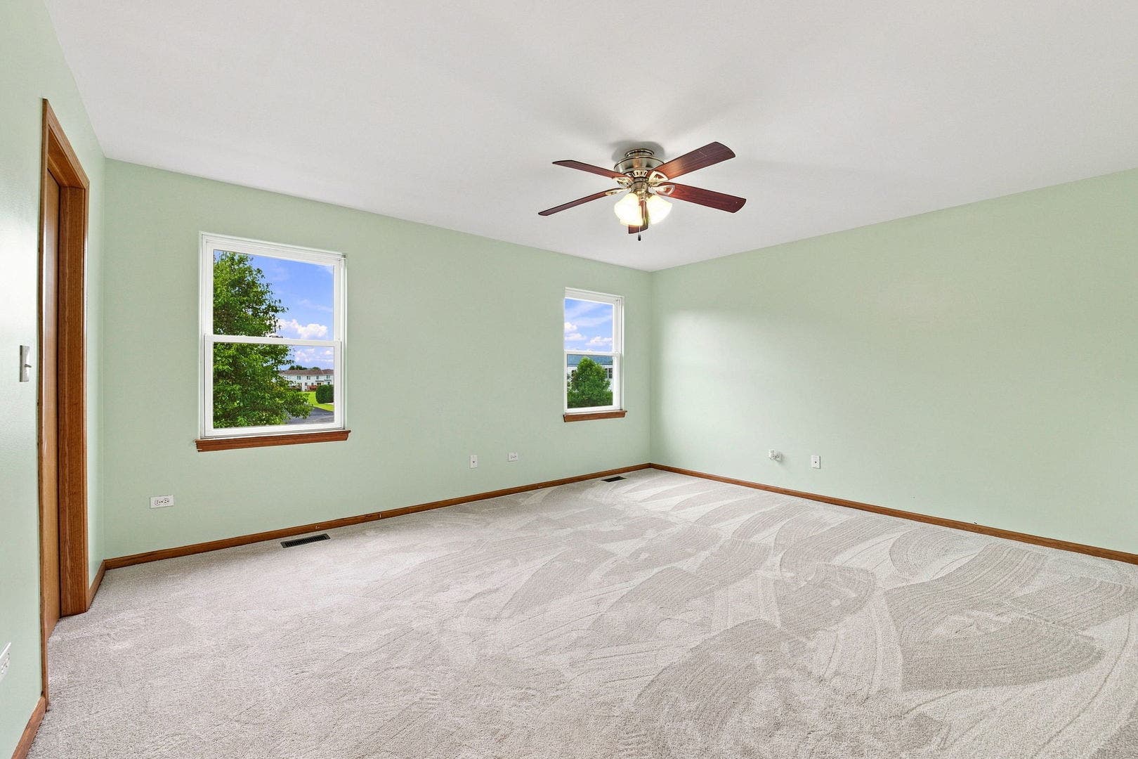 1800 Waters Edge Drive, Minooka, IL 60447 1800 Waters Edge Drive, Minooka, IL 60447