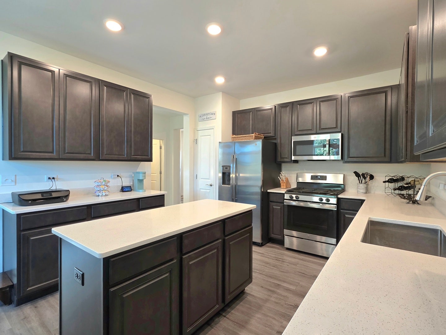 24855 S McCormick Way, Manhattan, IL 60442 24855 S McCormick Way, Manhattan, IL 60442