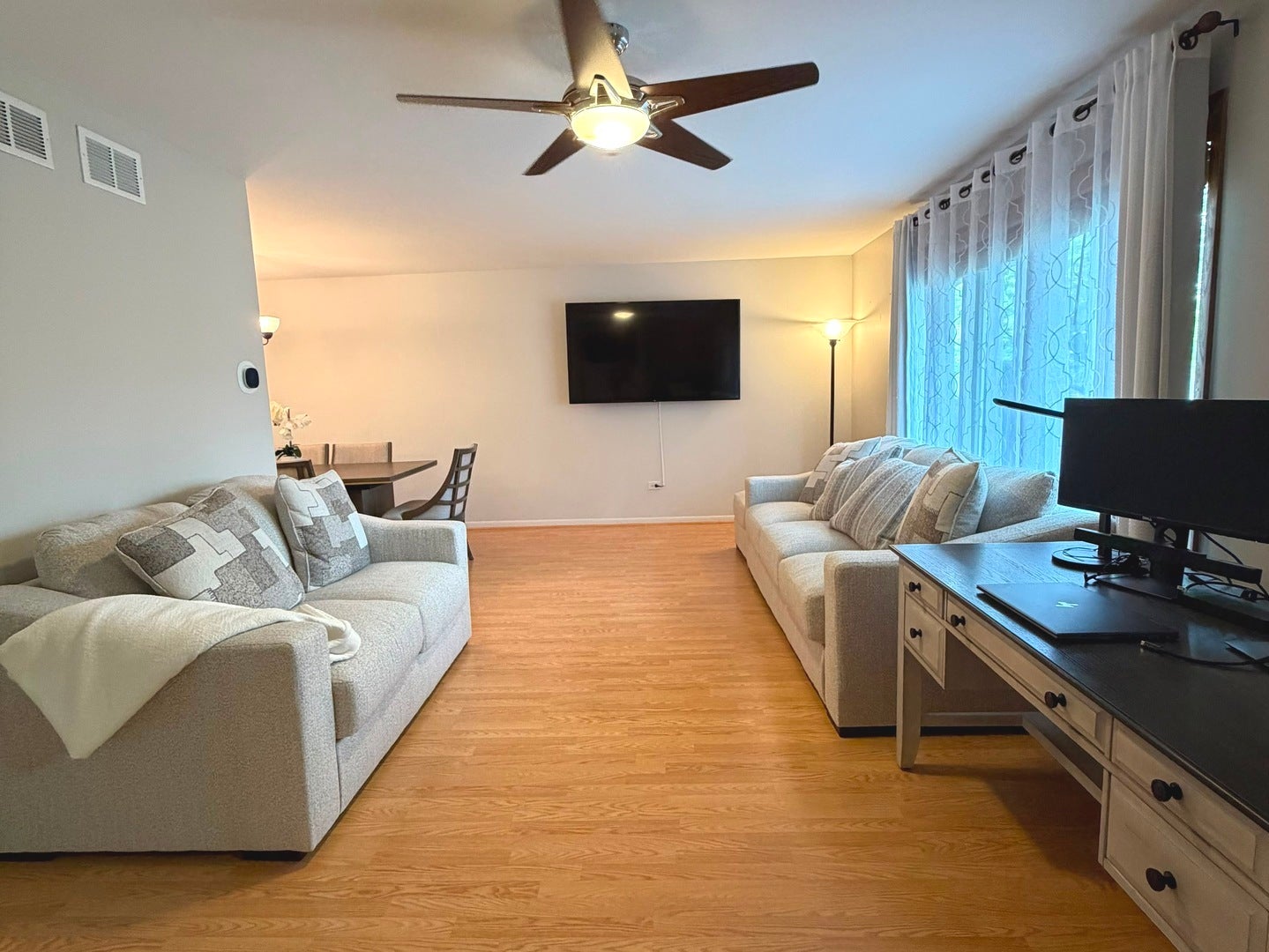 7313 W 154th Street, #44, Orland Park, IL 60462 7313 W 154th Street, #44, Orland Park, IL 60462