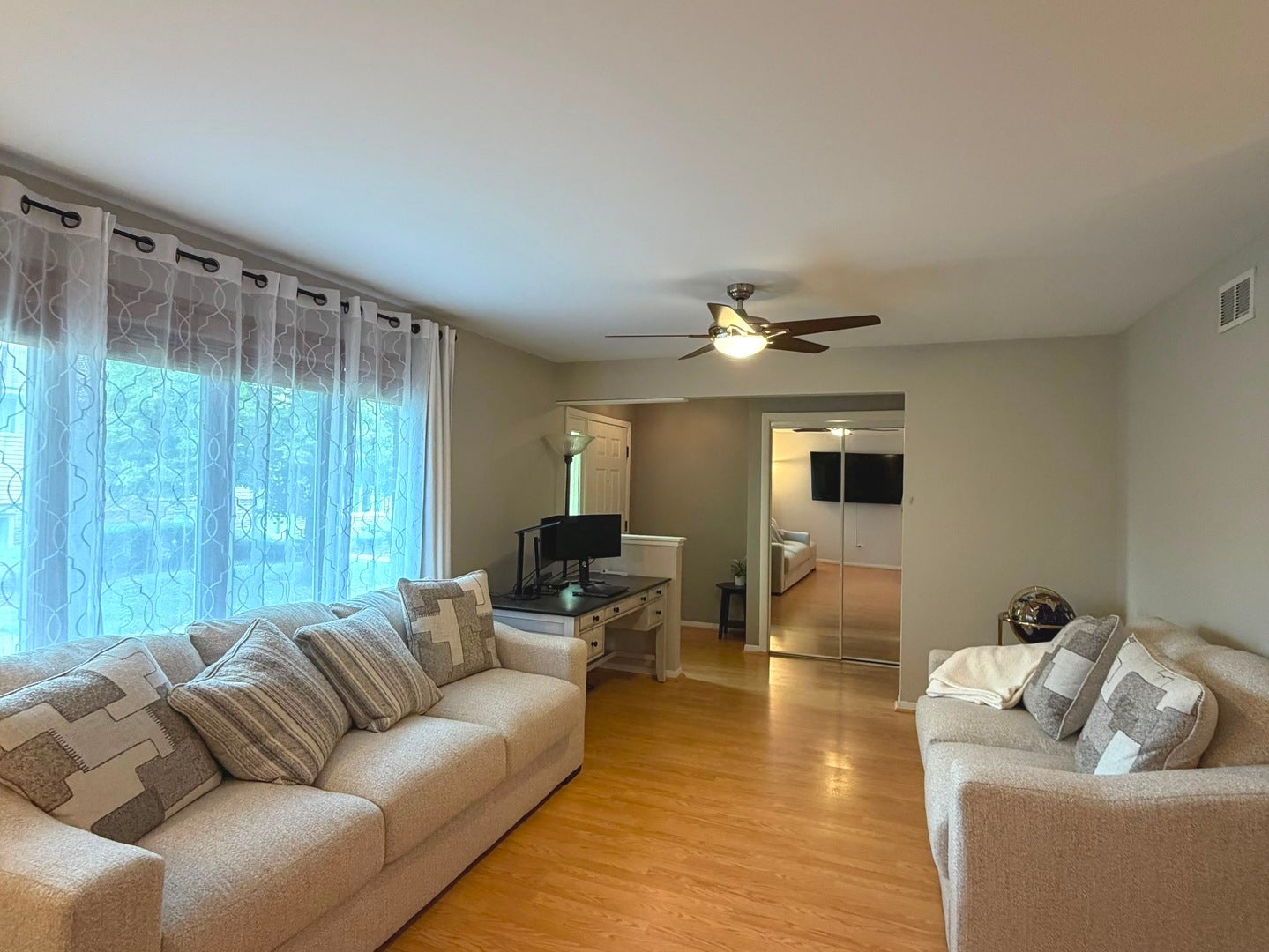7313 W 154th Street, #44, Orland Park, IL 60462 7313 W 154th Street, #44, Orland Park, IL 60462