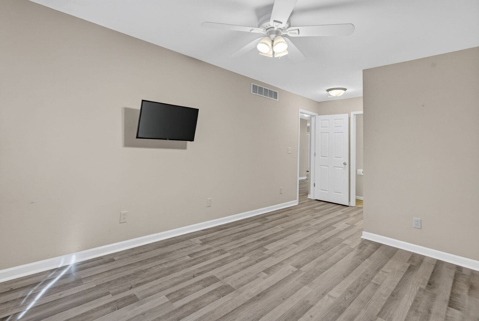175 Harbor Landing, Braidwood, IL 60408 175 Harbor Landing, Braidwood, IL 60408