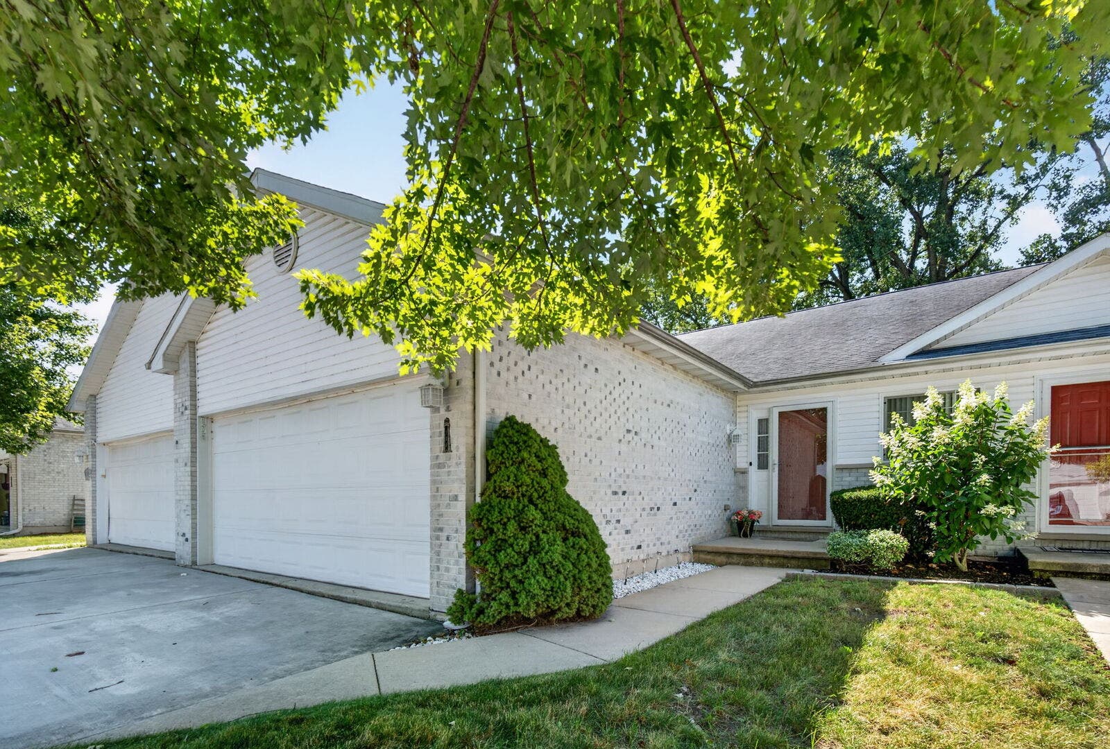 175 Harbor Landing, Braidwood, IL 60408 175 Harbor Landing, Braidwood, IL 60408