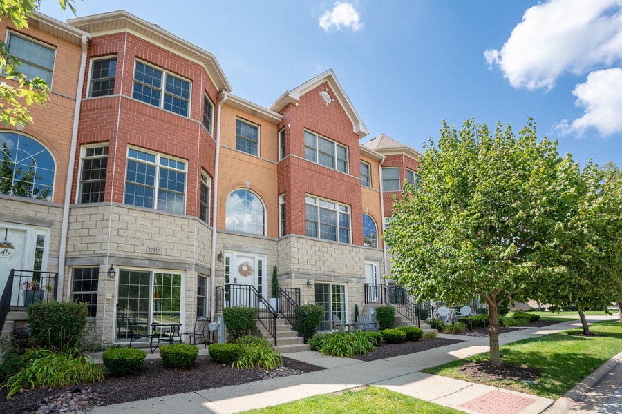 Property photo for 17930 FOUNTAIN Circle, Orland Park, IL