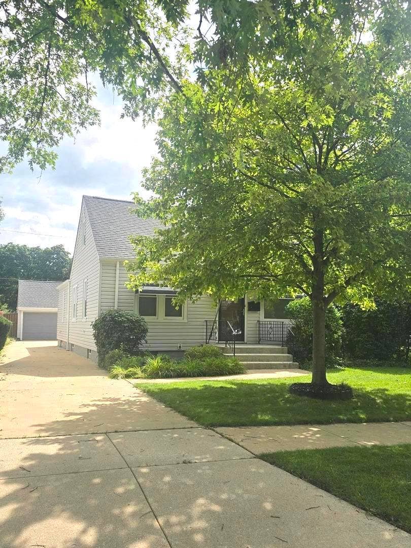710 Catherine Street, Joliet, IL 60435 710 Catherine Street, Joliet, IL 60435