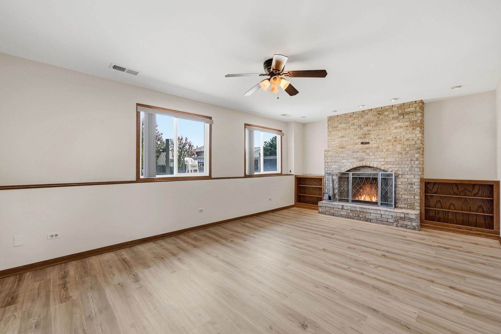 1402 Enborn Drive, Joliet, IL 60431 1402 Enborn Drive, Joliet, IL 60431