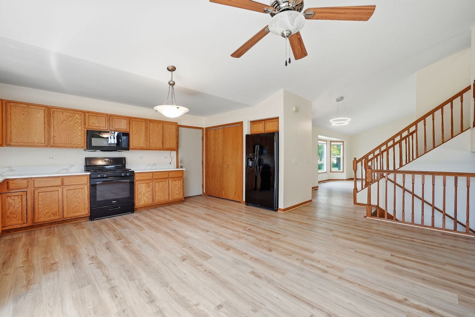1402 Enborn Drive, Joliet, IL 60431 1402 Enborn Drive, Joliet, IL 60431