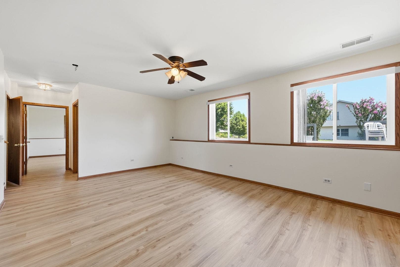 1402 Enborn Drive, Joliet, IL 60431 1402 Enborn Drive, Joliet, IL 60431