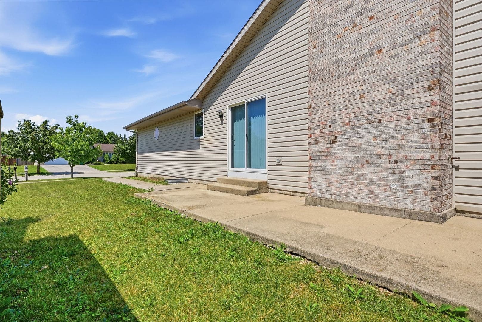 1402 Enborn Drive, Joliet, IL 60431 1402 Enborn Drive, Joliet, IL 60431