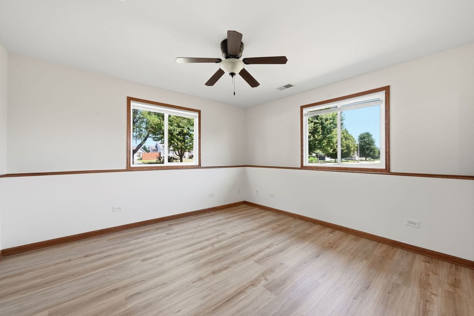1402 Enborn Drive, Joliet, IL 60431 1402 Enborn Drive, Joliet, IL 60431