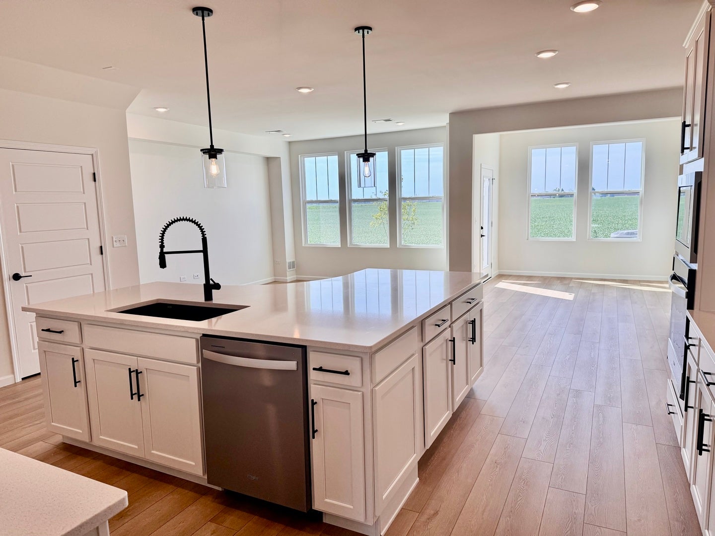 2177 Ryegrass Lane, #70002, Bolingbrook, IL 60490 2177 Ryegrass Lane, #70002, Bolingbrook, IL 60490