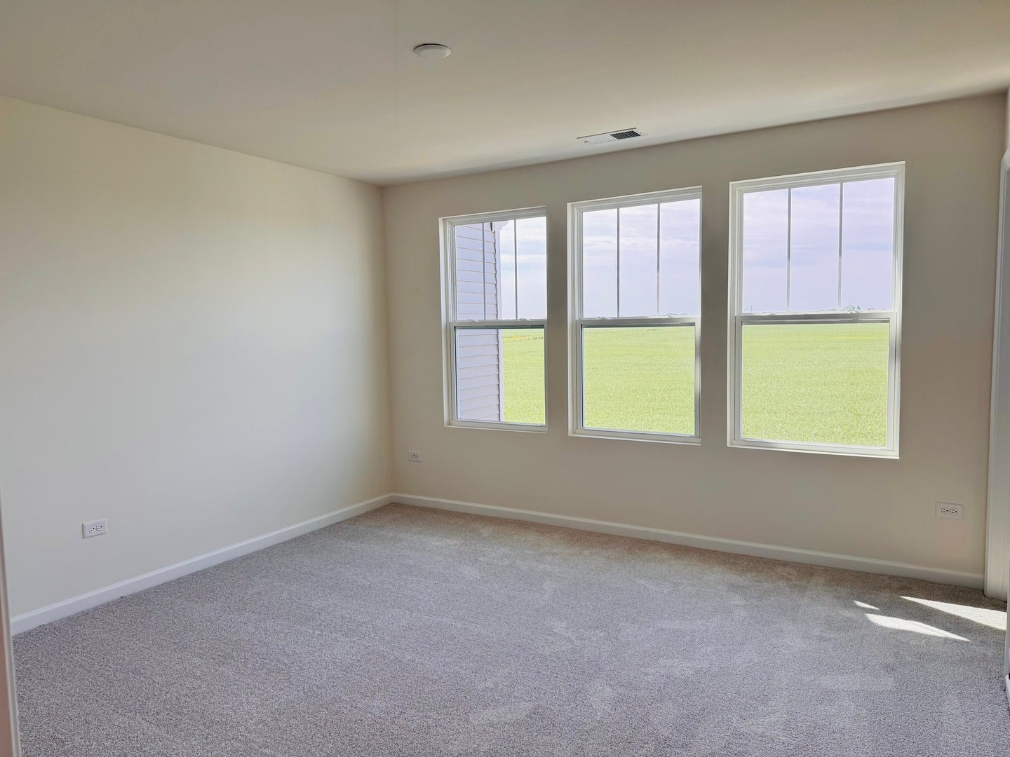 2177 Ryegrass Lane, #70002, Bolingbrook, IL 60490 2177 Ryegrass Lane, #70002, Bolingbrook, IL 60490