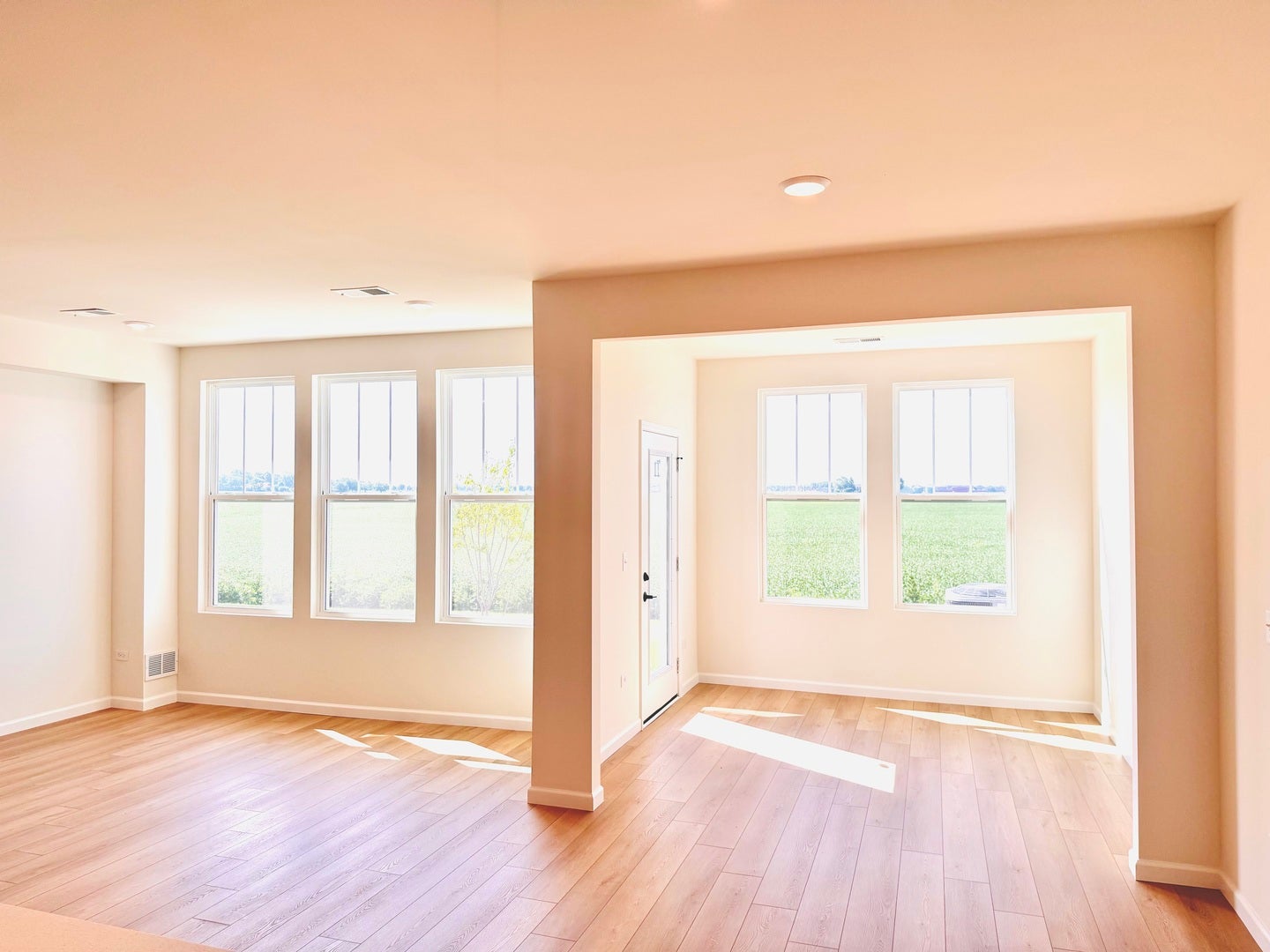 2177 Ryegrass Lane, #70002, Bolingbrook, IL 60490 2177 Ryegrass Lane, #70002, Bolingbrook, IL 60490