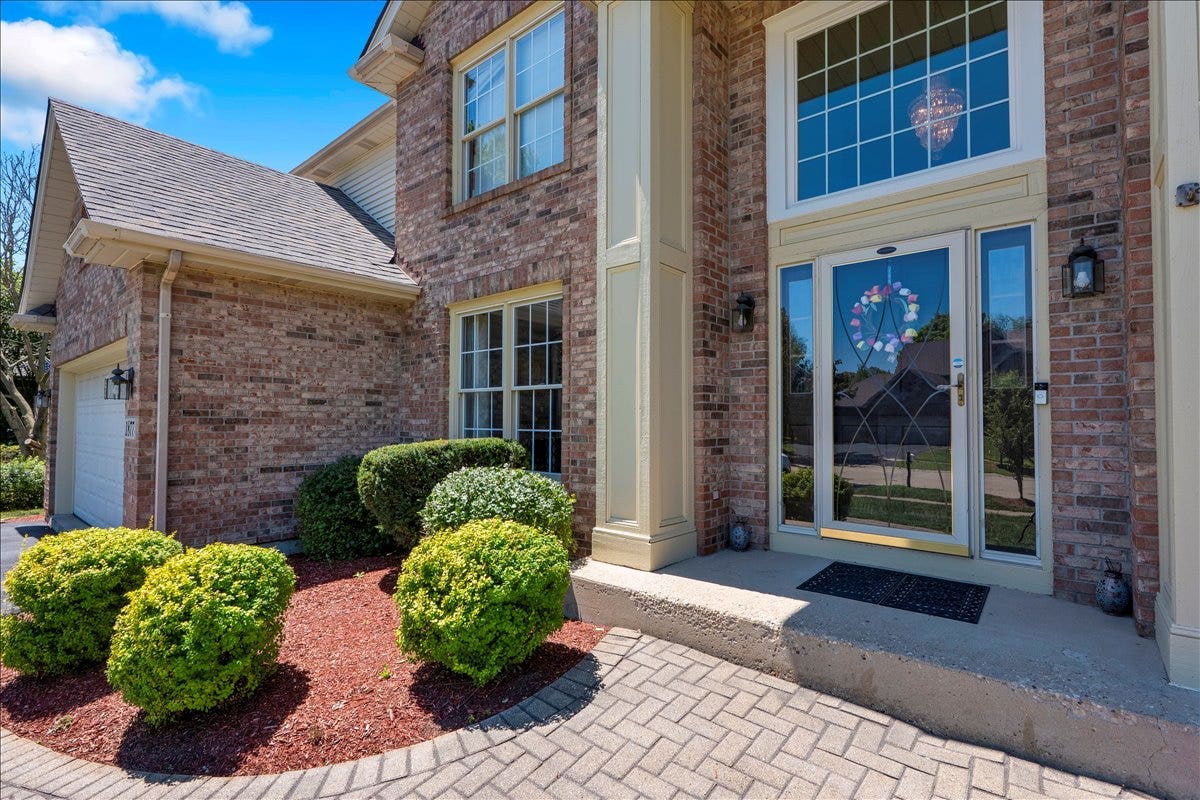 1877 Marne Road, Bolingbrook, IL 60490 1877 Marne Road, Bolingbrook, IL 60490