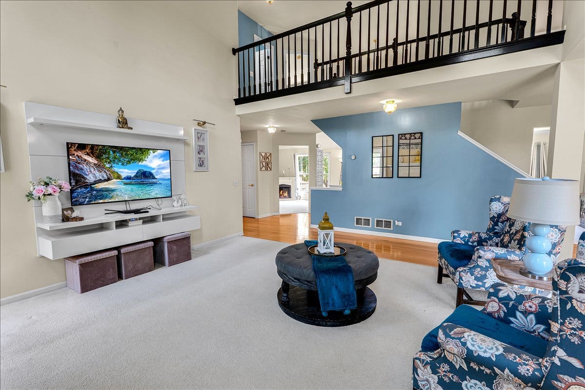 1877 Marne Road, Bolingbrook, IL 60490 1877 Marne Road, Bolingbrook, IL 60490