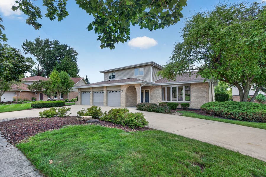 Property photo for 11644 Brookwood Drive, Orland Park, IL