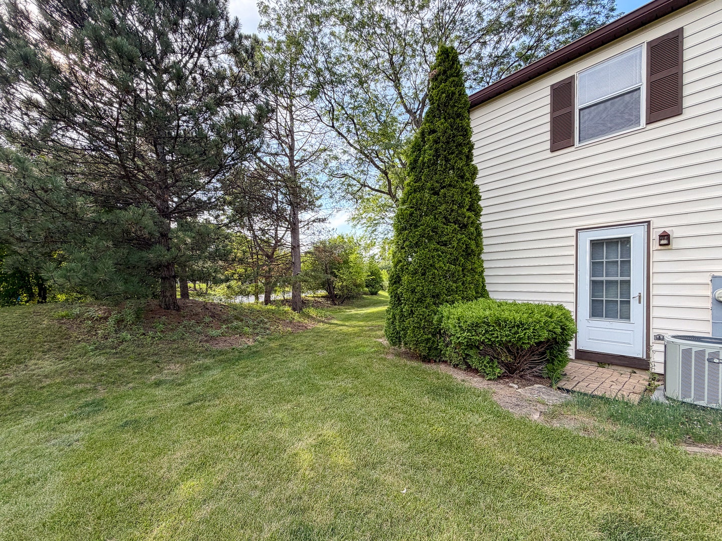 2615 Oakshire Court, Aurora, IL 60502