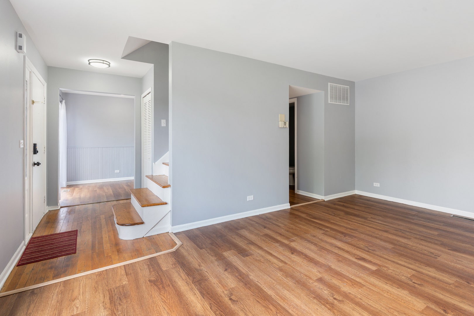7348 Winthrop Way, #1, Downers Grove, IL 60516 7348 Winthrop Way, #1, Downers Grove, IL 60516