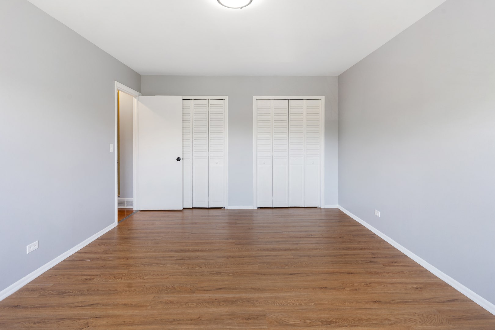 7348 Winthrop Way, #1, Downers Grove, IL 60516 7348 Winthrop Way, #1, Downers Grove, IL 60516