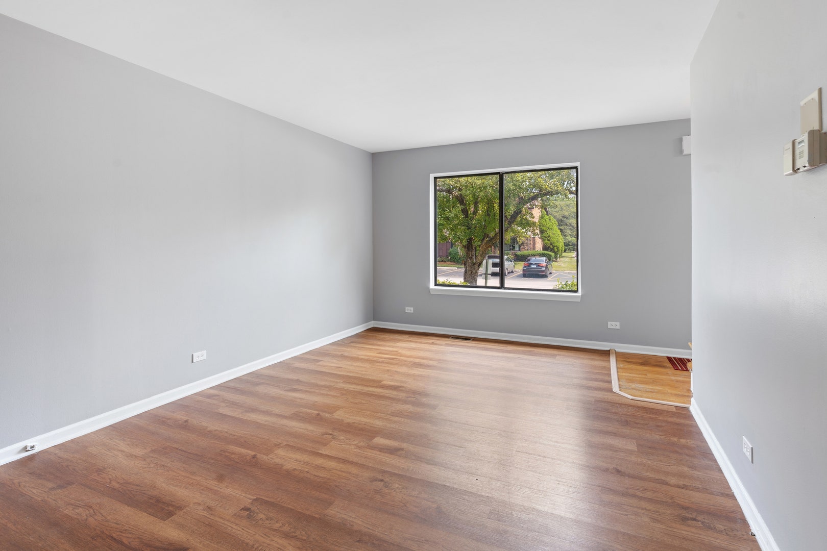 7348 Winthrop Way, #1, Downers Grove, IL 60516 7348 Winthrop Way, #1, Downers Grove, IL 60516