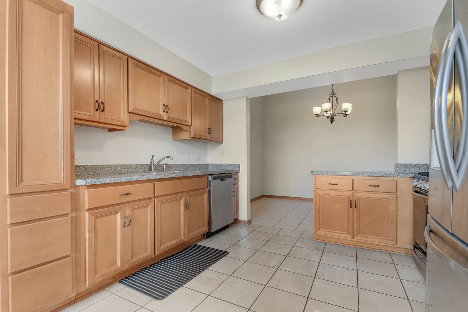 6252 Kallsen Drive, #4, Tinley Park, IL 60477