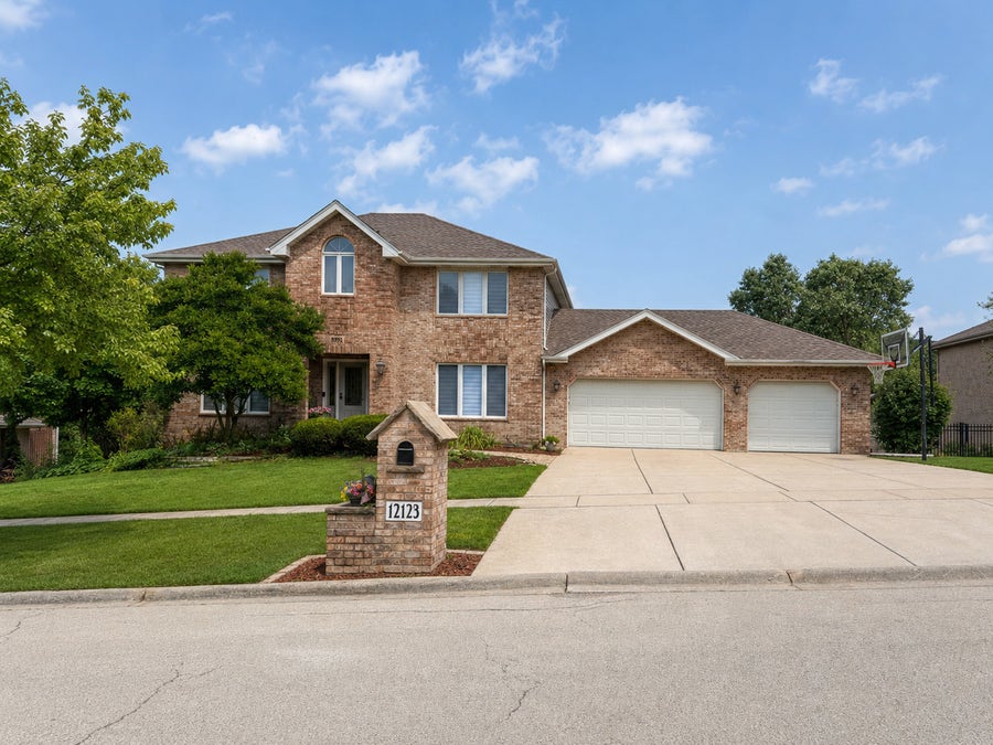 Property photo for 12123 Arlene Drive, Homer Glen, IL