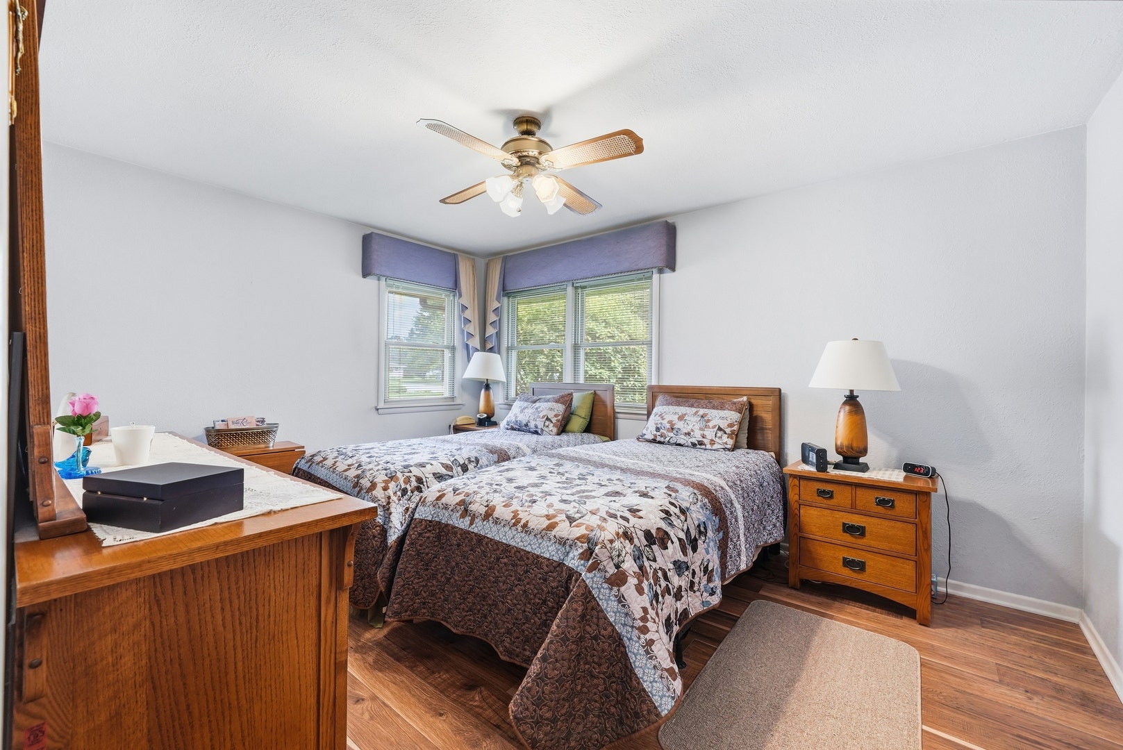 811 Magnolia Drive, Joliet, IL 60435 811 Magnolia Drive, Joliet, IL 60435