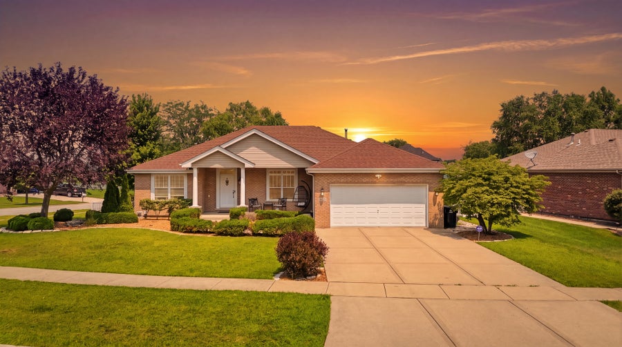 Property photo for 1175 Chase Trail, New Lenox, IL