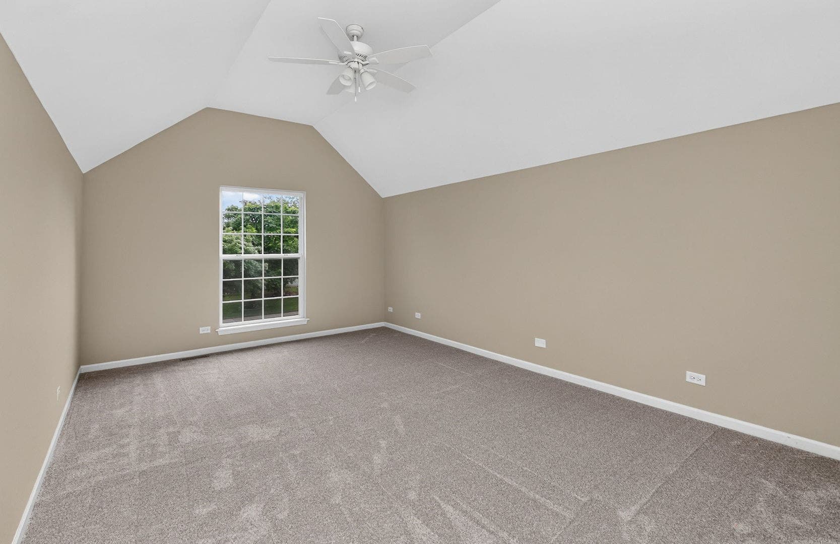 2212 James Leigh Drive, Aurora, IL 60503 2212 James Leigh Drive, Aurora, IL 60503