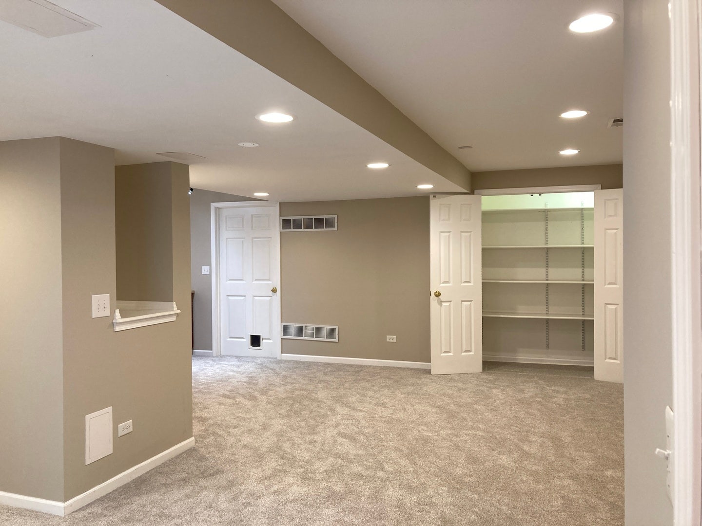 2212 James Leigh Drive, Aurora, IL 60503 2212 James Leigh Drive, Aurora, IL 60503