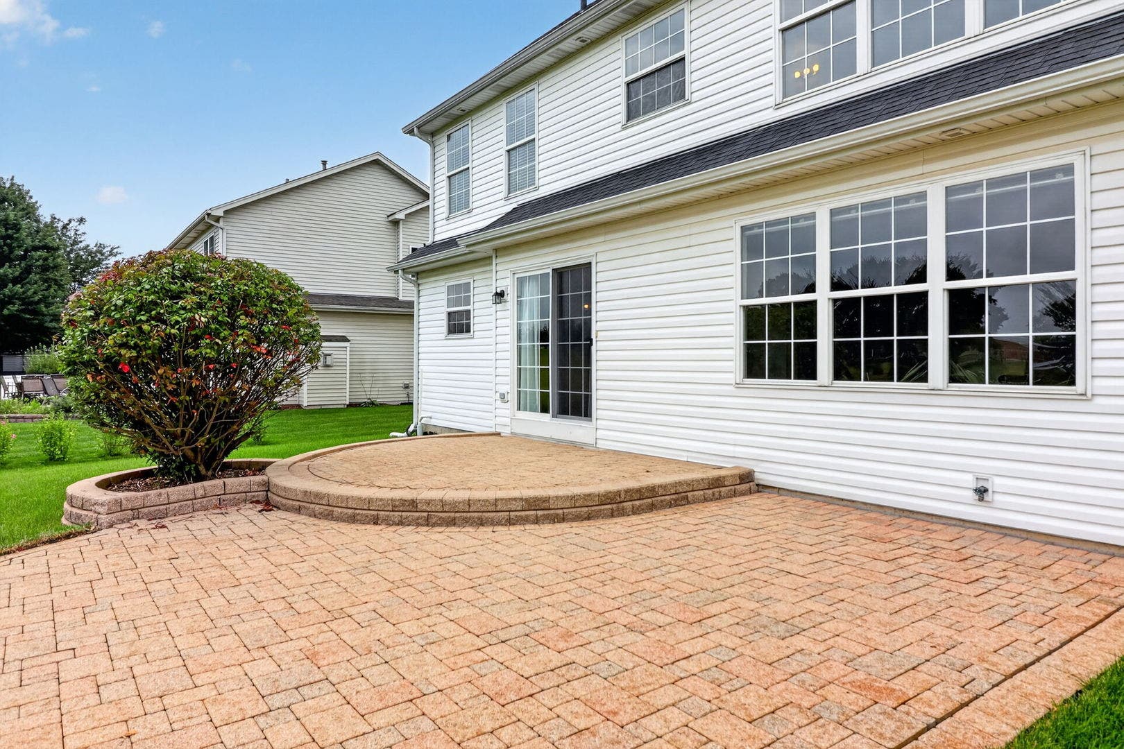 2212 James Leigh Drive, Aurora, IL 60503 2212 James Leigh Drive, Aurora, IL 60503