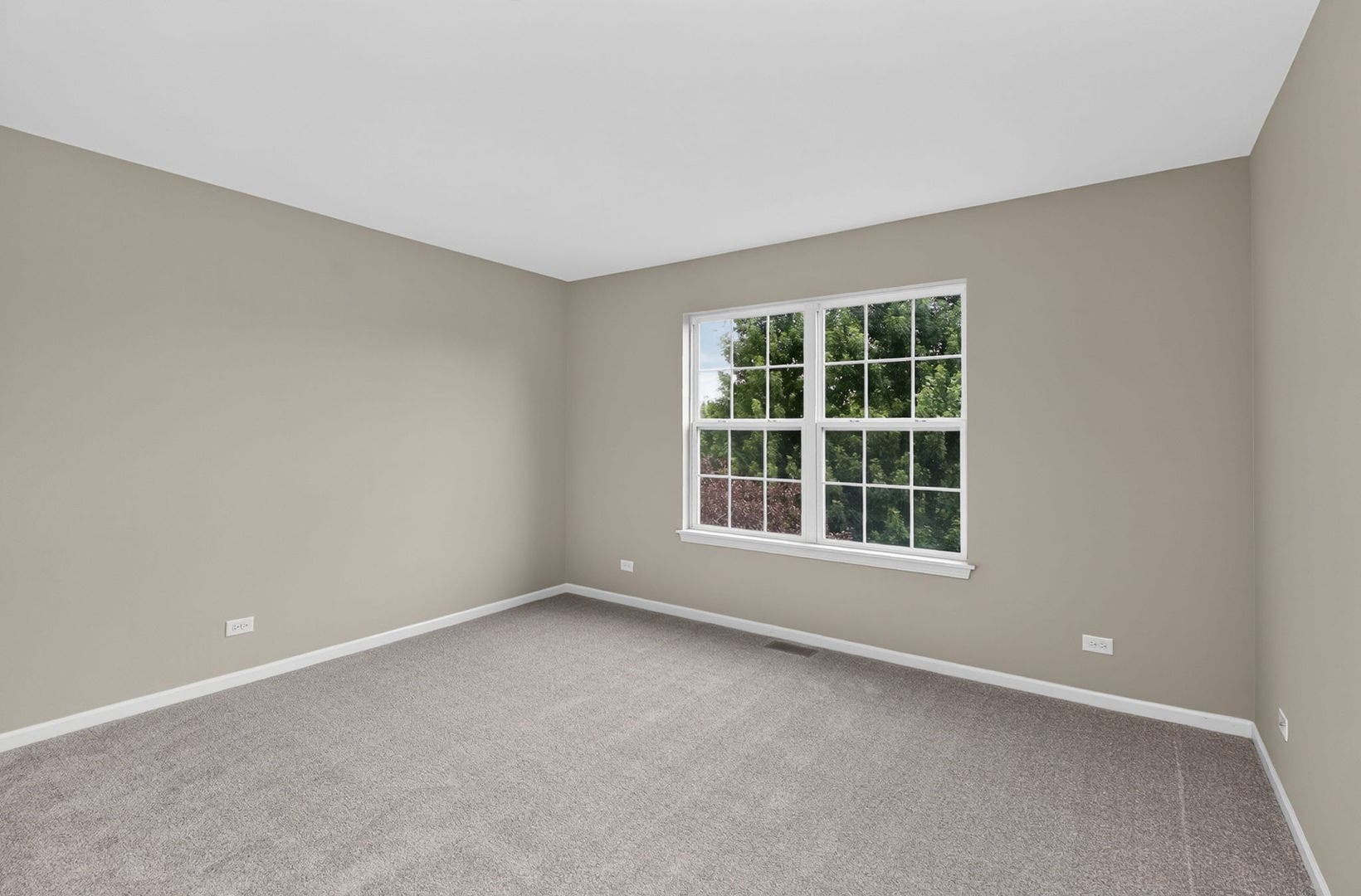 2212 James Leigh Drive, Aurora, IL 60503 2212 James Leigh Drive, Aurora, IL 60503