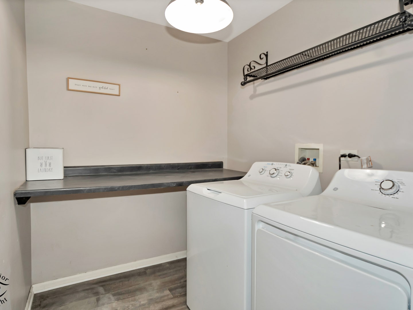 2423 Rocky Hill Circle, Joliet, IL 60432 Laundry Room on 2nd Floor