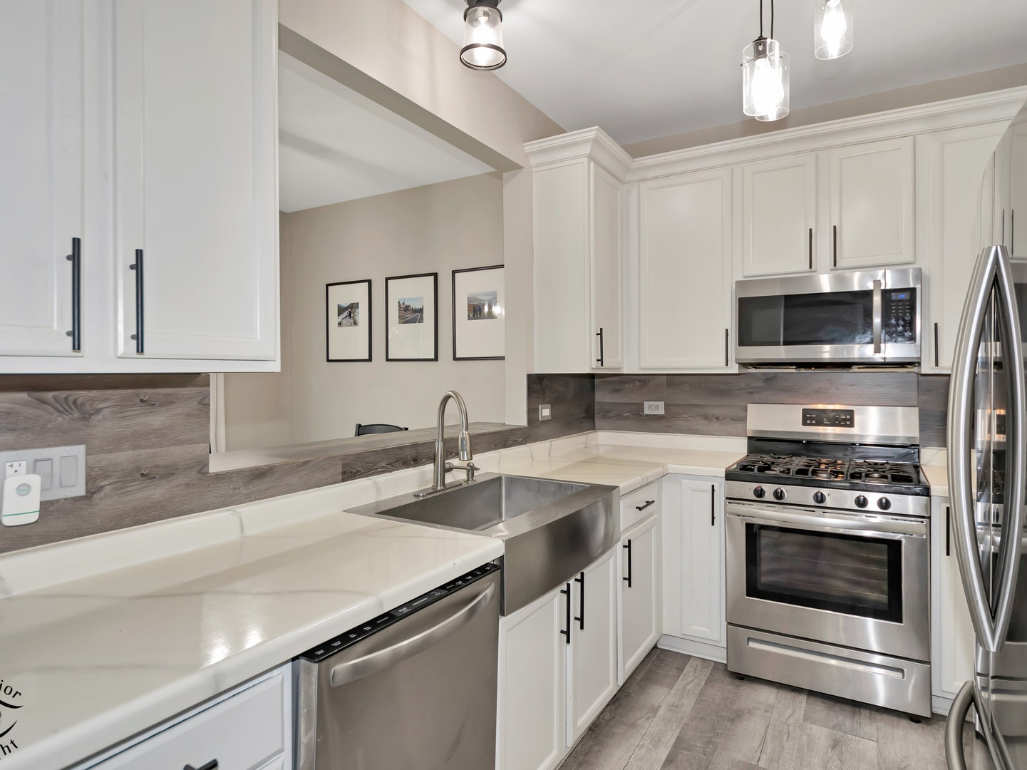 2423 Rocky Hill Circle, Joliet, IL 60432 2423 Rocky Hill Circle, Joliet, IL 60432