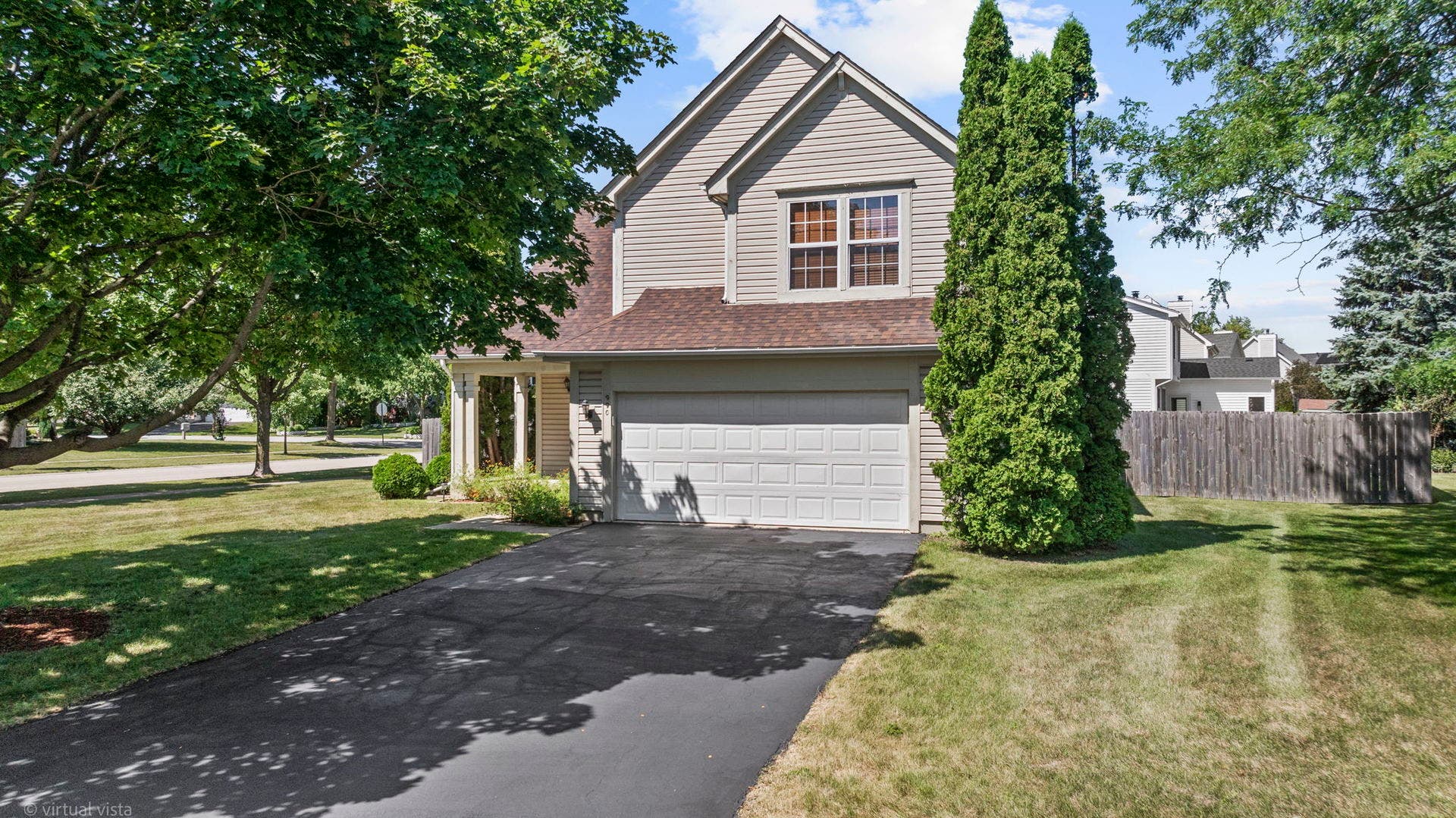 990 Pennwood Lane, Bolingbrook, IL 60440 990 Pennwood Lane, Bolingbrook, IL 60440