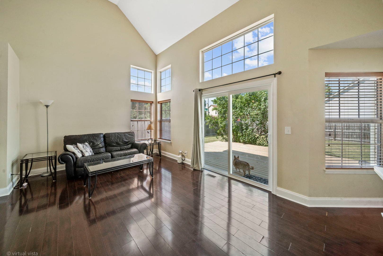 990 Pennwood Lane, Bolingbrook, IL 60440 990 Pennwood Lane, Bolingbrook, IL 60440