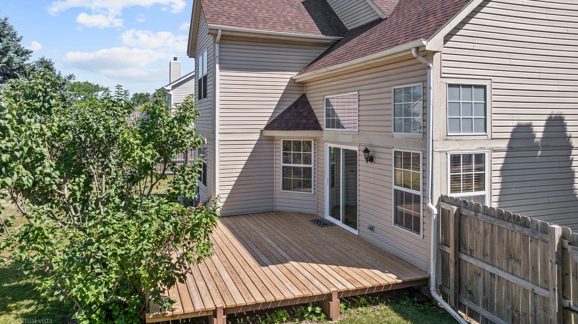 990 Pennwood Lane, Bolingbrook, IL 60440 990 Pennwood Lane, Bolingbrook, IL 60440
